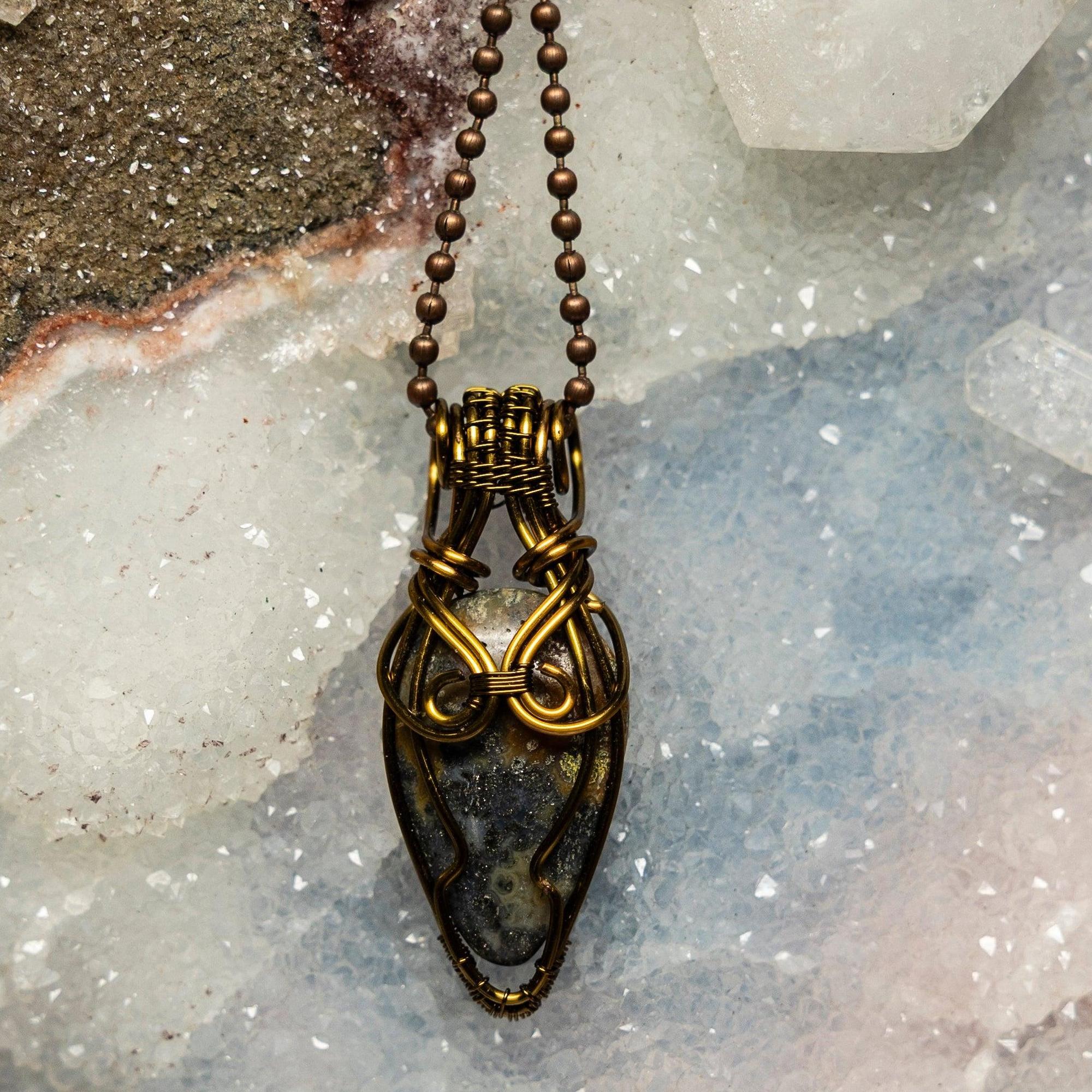 Agate Wire Wrap Pendant