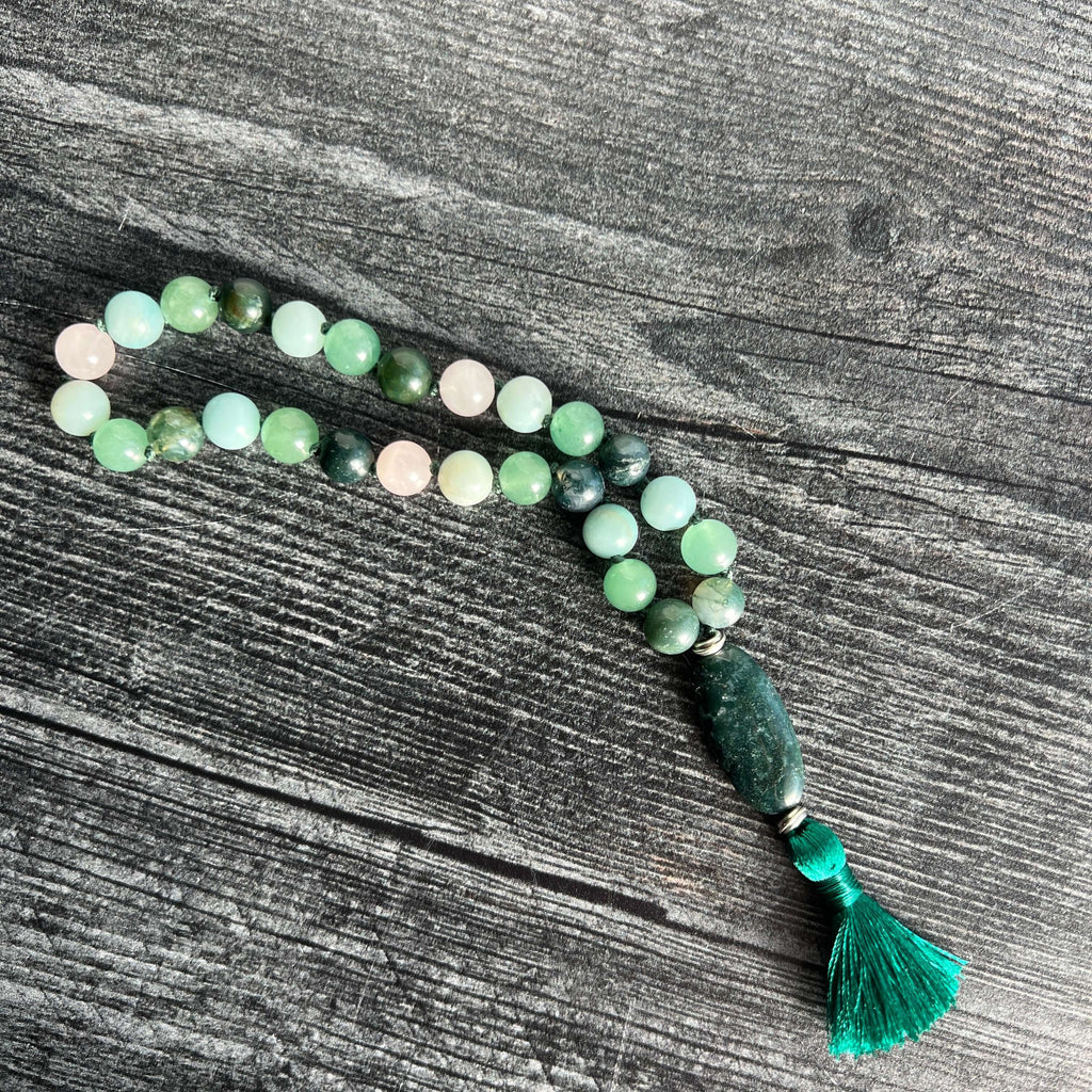 Heart Chakra Meditation Mala – 27 Beads of Rose Quartz & Moss Agate