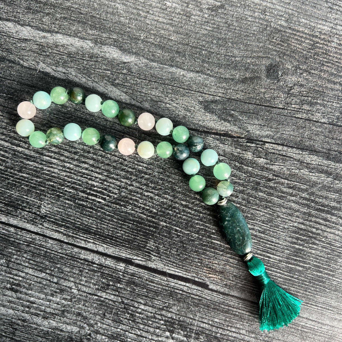 Heart Chakra Meditation Mala – 27 Beads of Rose Quartz & Moss Agate