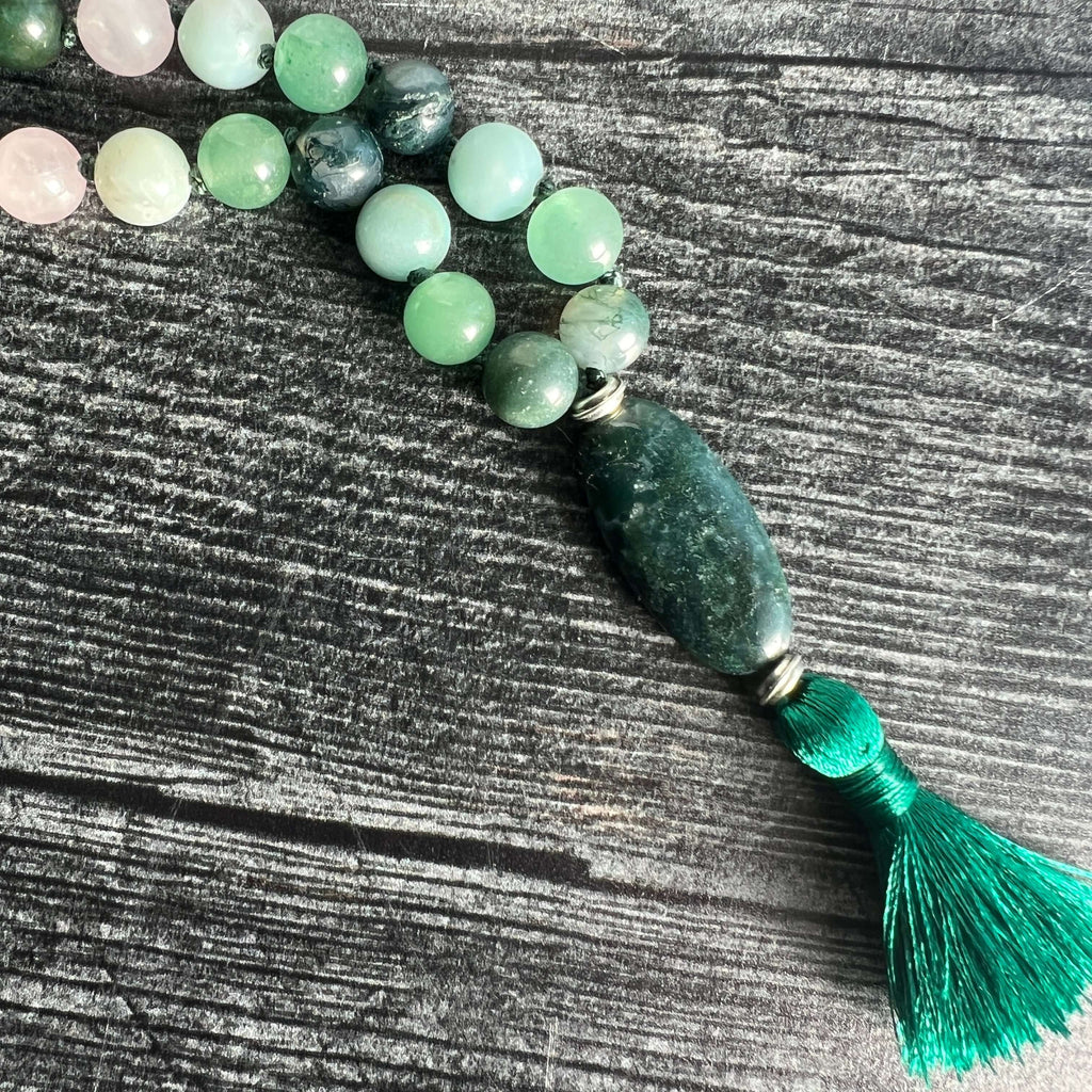 Heart Chakra Meditation Mala – 27 Beads of Rose Quartz & Moss Agate
