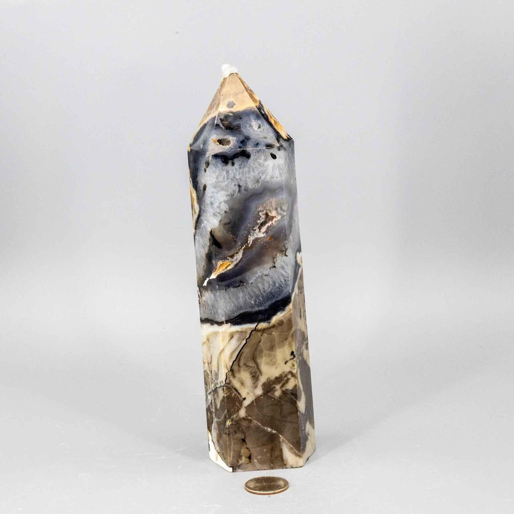 Volcano Agate Tower XL | UV Reactive Crystal Tower